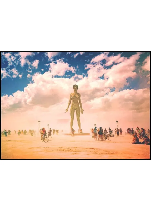Expressversand Statue In The Desert Poster
