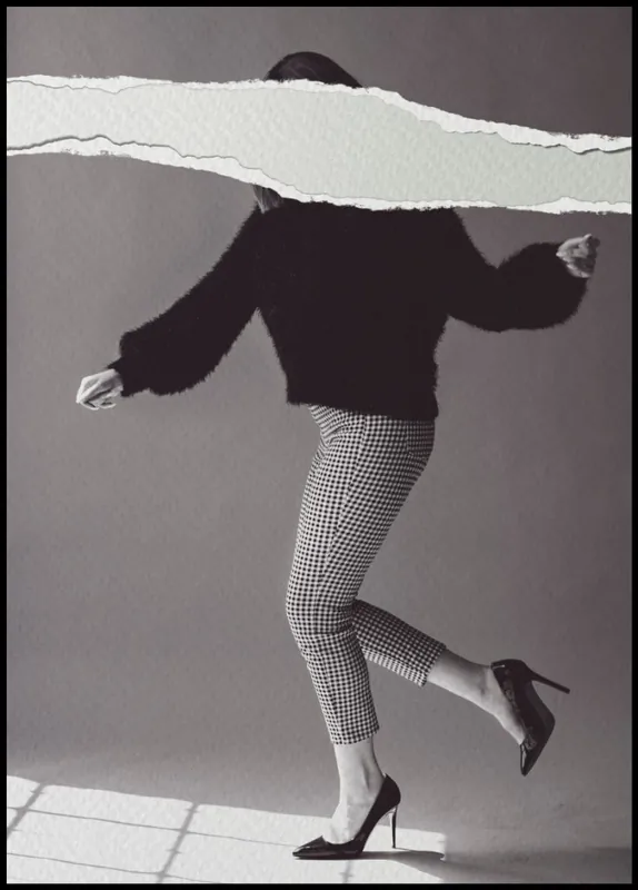 Markenprodukt Woman with a Pair of High Heels Poster