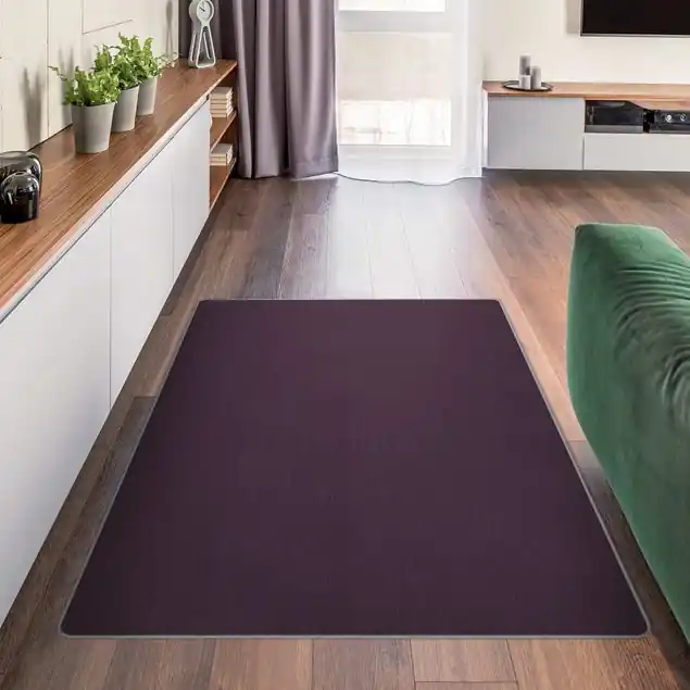 Dunkles Violett Nur Für Kurze Zeit