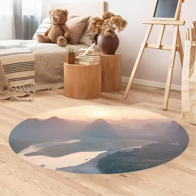 Sonnenaufgang in Berglandschaft Top-Preis