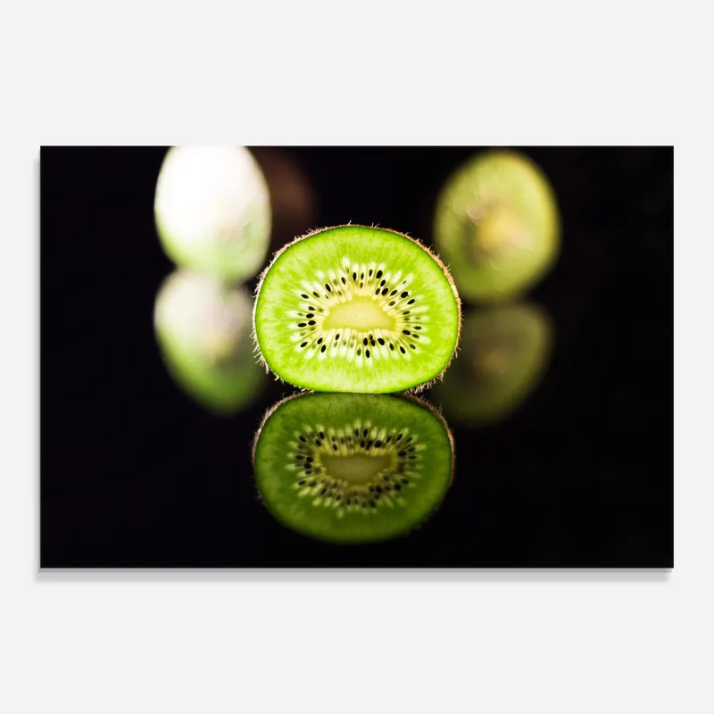 Glasbild Light On Kiwi Slice Markenprodukt