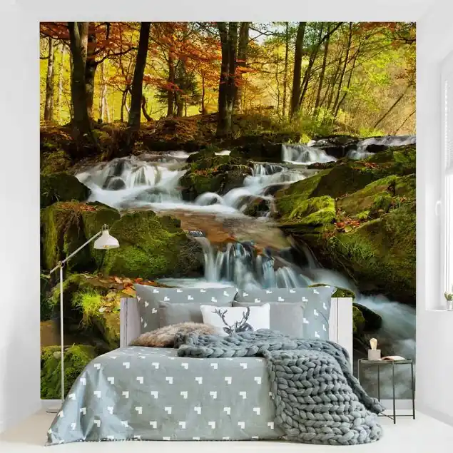 Markenprodukt Wasserfall herbstlicher Wald Fototapete • Vliestapete + Kleister • hergestellt in Deutschland