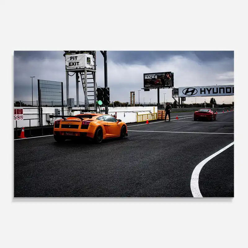 Glasbild Orange Lambo Track Sale