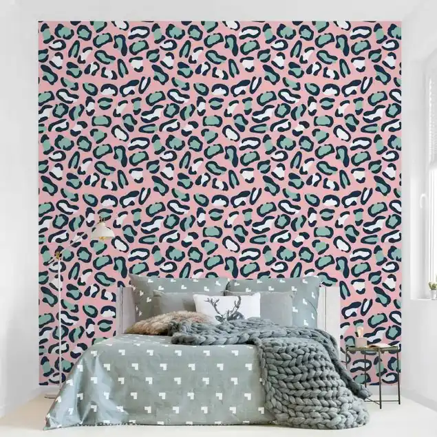 Leopardenmuster in Pastell Rosa und Blau Fototapete • Vliestapete + Kleister • hergestellt in Deutschland Preisknaller