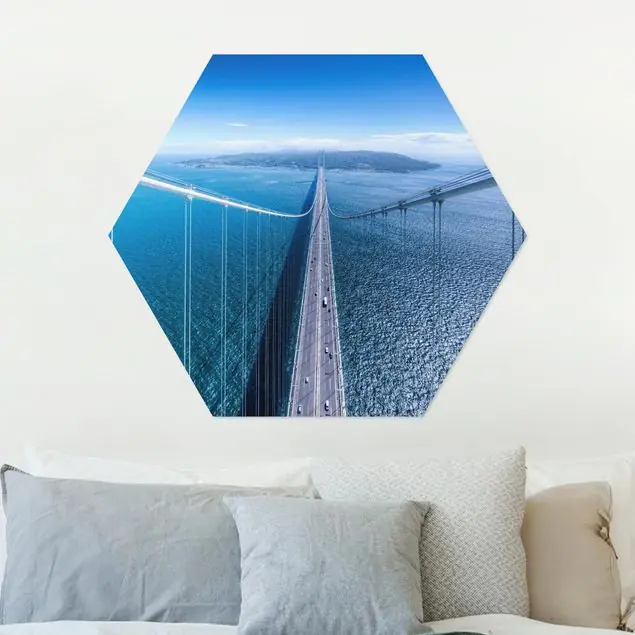 Kostenfreie Lieferung Brücke zur Insel