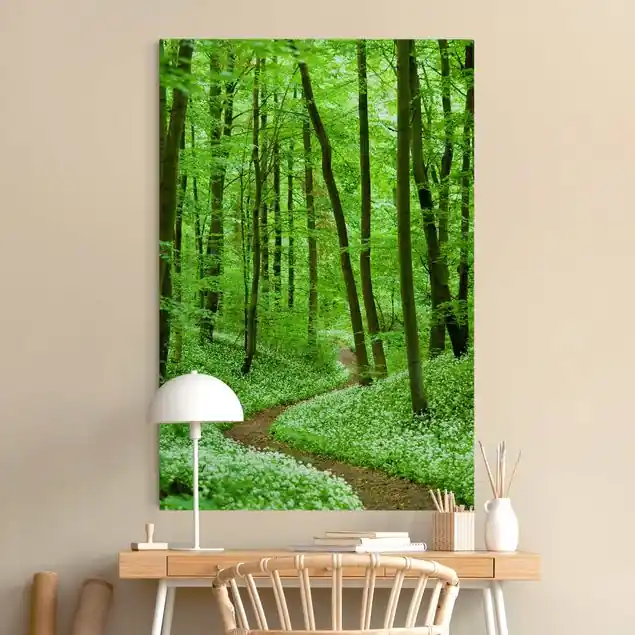 Markenware Romantischer Waldweg