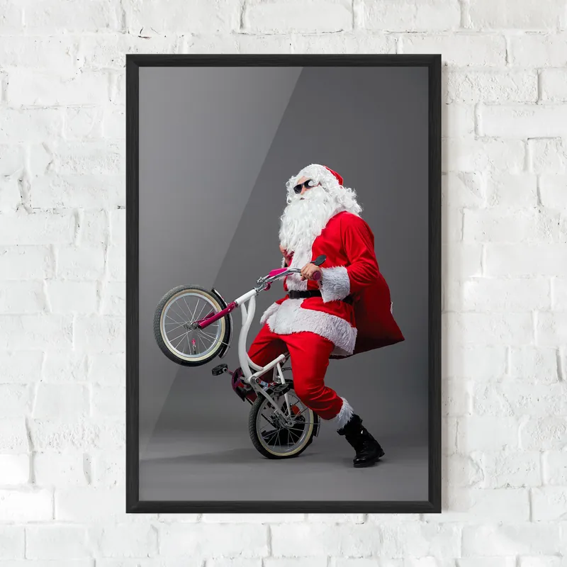Gerahmte Poster Santa Rides Bicycle Letzte Chance