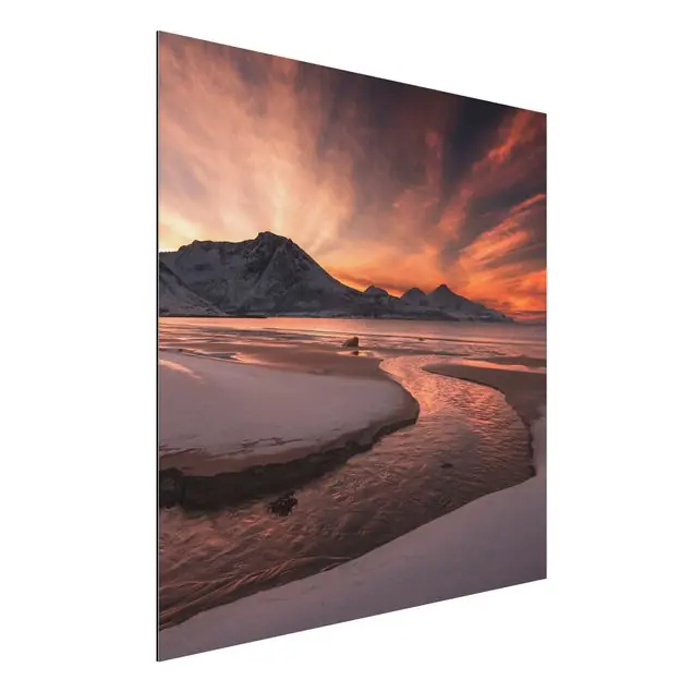 Kostenloser Rückversand Goldener Sonnenuntergang