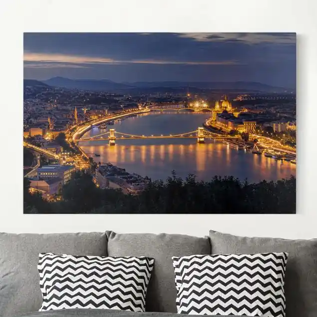 Solange Der Vorrat Reicht Blick über Budapest