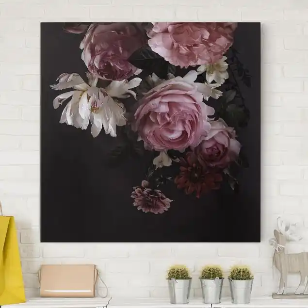 Rosa Blumen auf Schwarz Abverkauf