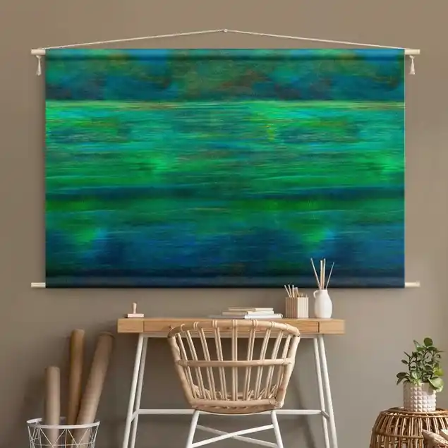 Günstig Wasserspiegel in satten Farben