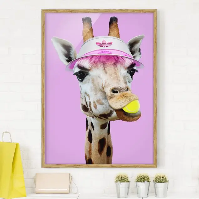 Giraffe beim Tennis Jetzt Bestellen