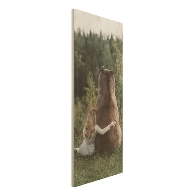 Mädchen mit Braunbär Nur Heute