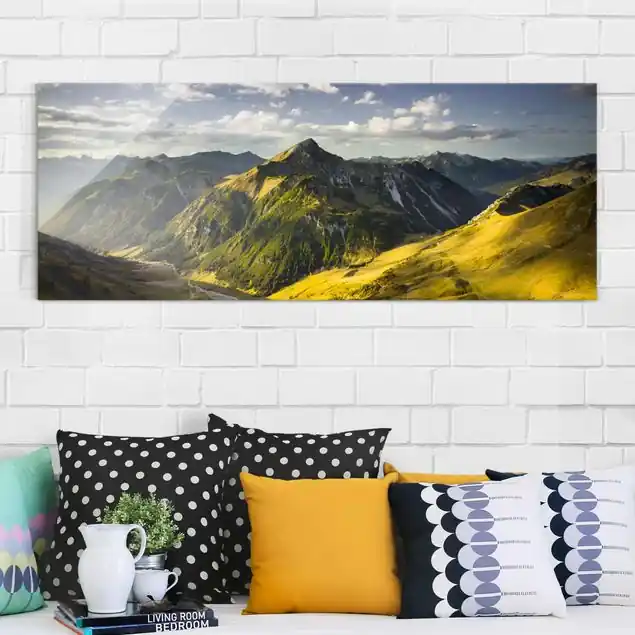 Berge und Tal der Lechtaler Alpen in Tirol Versand Am Gleichen Tag