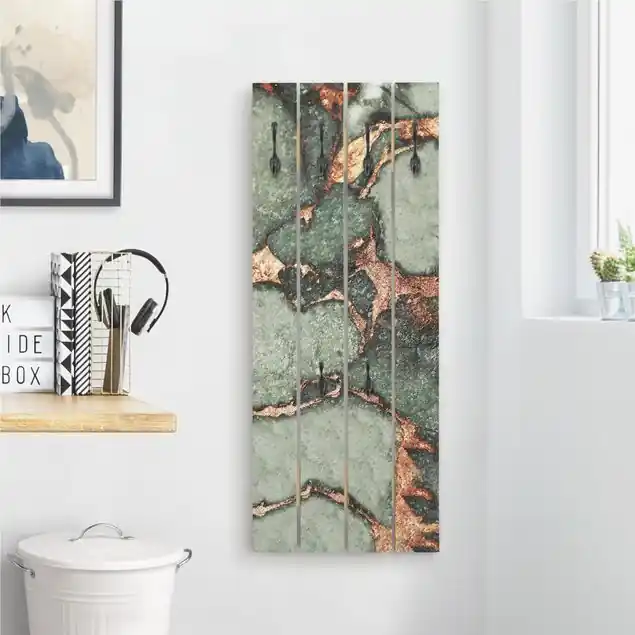 Spiel der Farben Farngrün und Gold Wandgarderobe Meistverkauft