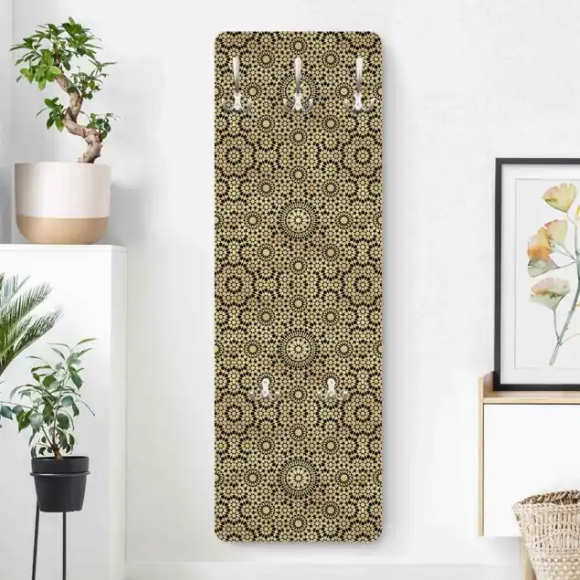 Orientalisches Muster mit goldenen Sternen Wandgarderobe Holzpaneel Highlight