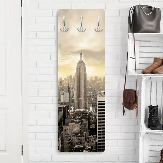 No.24 Manhattan Dawn Wandgarderobe Holzpaneel Direktkauf