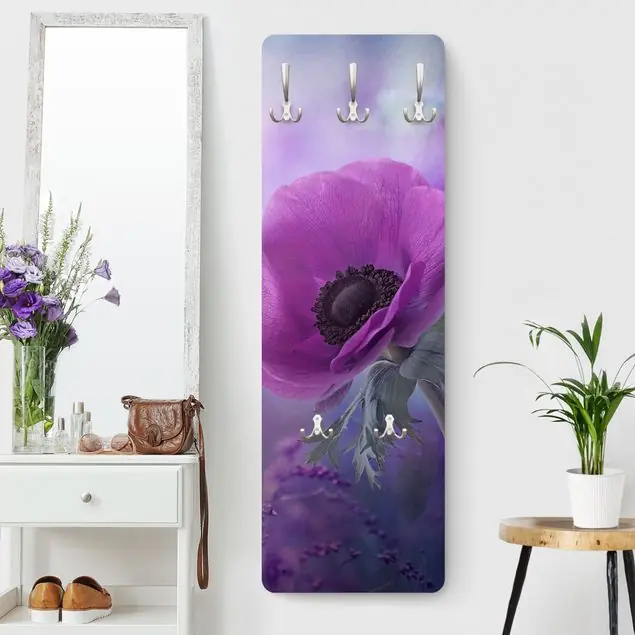 Schnäppchen Anemonenblüte in Violett Wandgarderobe Holzpaneel