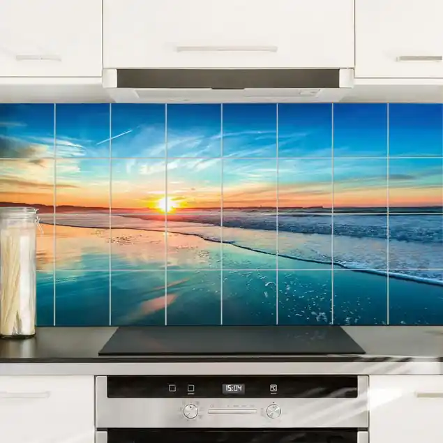 Romantischer Sonnenuntergang am Meer Mega-Angebot