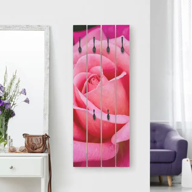 Pinke Rosenblüte vor Grün Wandgarderobe Nur Für Kurze Zeit