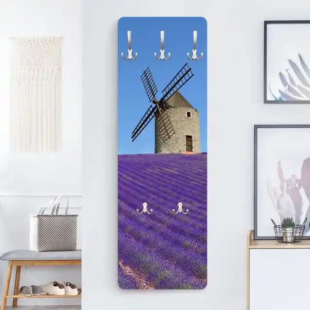 Highlight Lavendelduft in der Provence Wandgarderobe Holzpaneel
