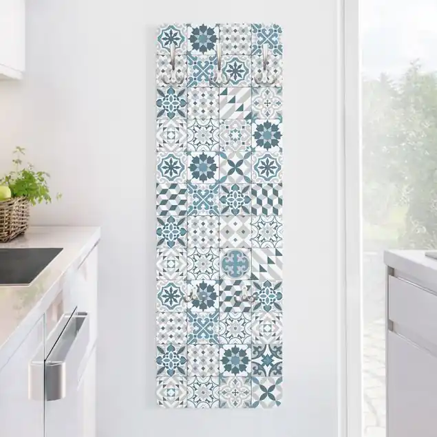 Geometrischer Fliesenmix Blaugrau Wandgarderobe Holzpaneel Schnäppchen