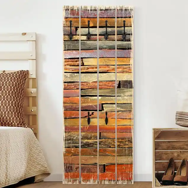 Angebot Bretterstapel Wandgarderobe Holzpalette