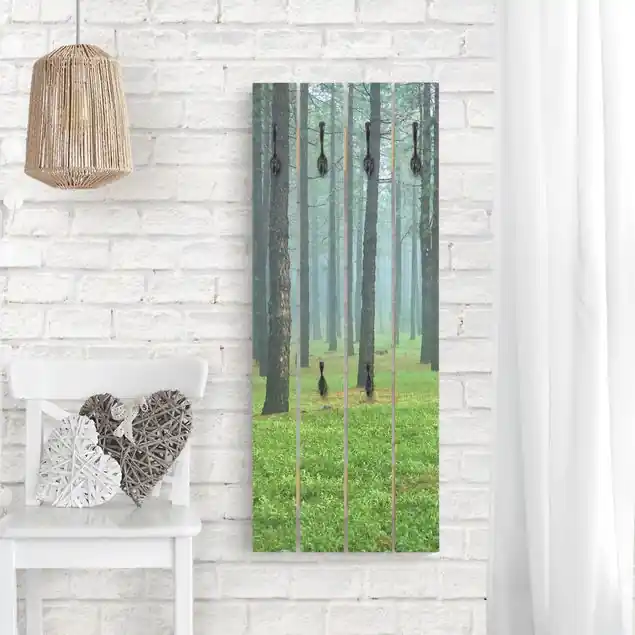 Tiefer Wald mit Kiefern auf La Palma Wandgarderobe Holzpalette Aktuell