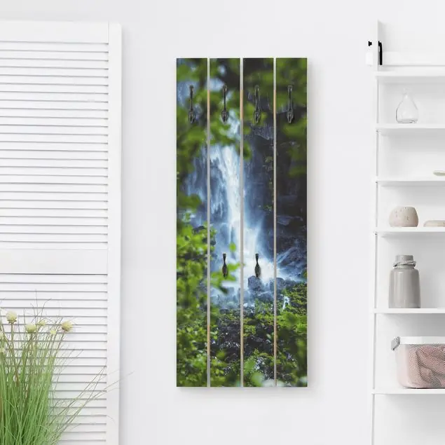 Zertifiziert Blick zum Wasserfall Wandgarderobe