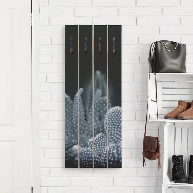 Top-Seller Kakteenfamilie bei Nacht Wandgarderobe