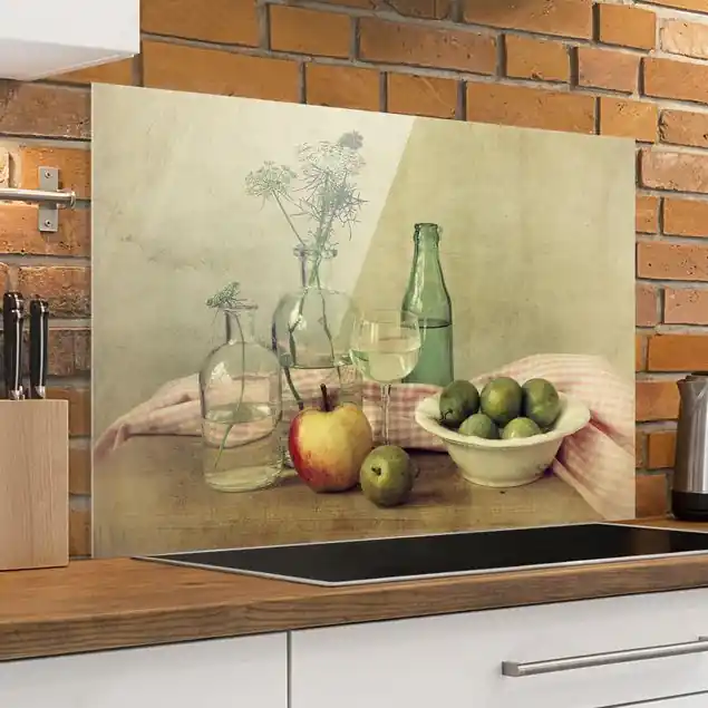 Jetzt Bestellen Stillleben mit Flaschen Glas Spritzschutz - Querformat 3:2