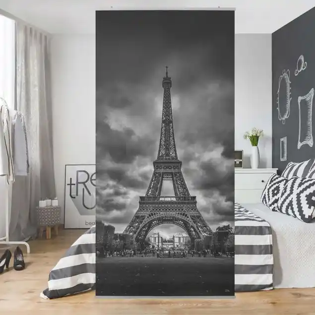 Sonderangebot Eiffelturm vor Wolken schwarz-weiß Raumteiler