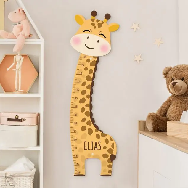 Solange Der Vorrat Reicht Giraffen Junge mit Wunschname Kindermesslatte Holz