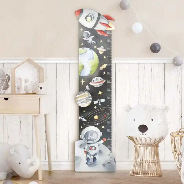 Markenprodukt Grüße vom Jupiter mit Wunschname Kindermesslatte Holz