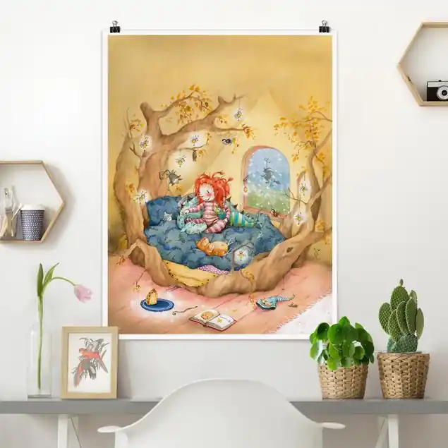 Frida kuschelt mit ihren Freunden Poster - Hochformat Jetzt Bestellen