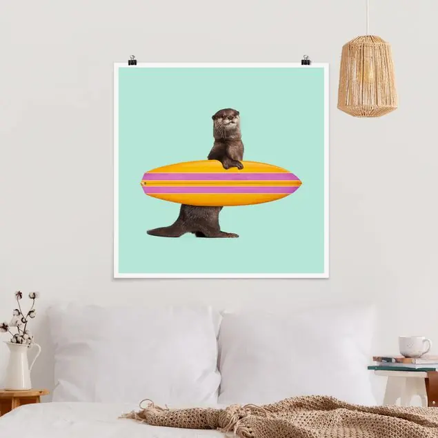 Otter mit Surfbrett Poster - Quadrat Bestseller