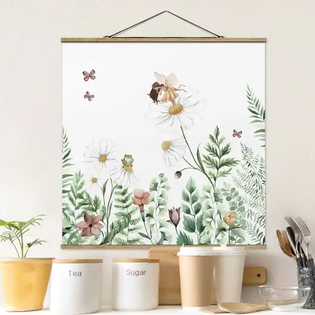 Heißes Angebot Kleine Elfe auf der Märchenwiese Stoffbild mit Posterleisten