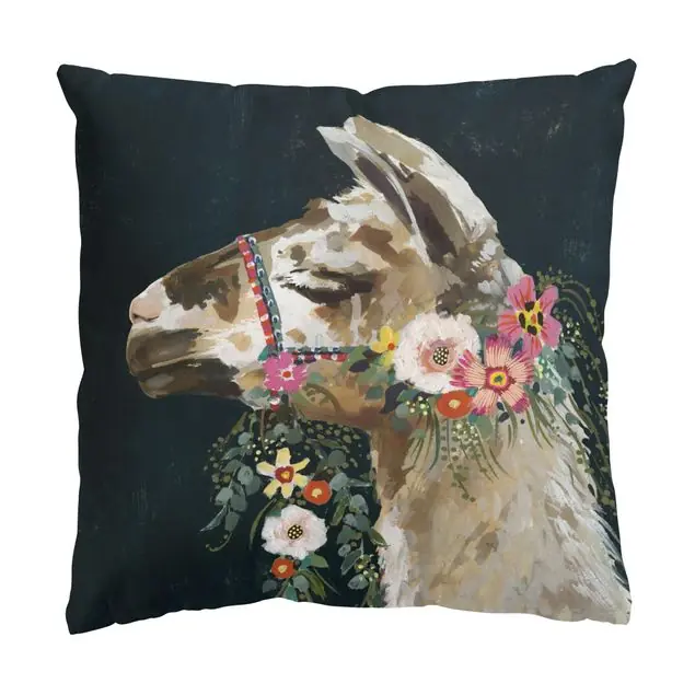 Markenprodukt Lama mit Blumenschmuck II Dekokissen – Canvas