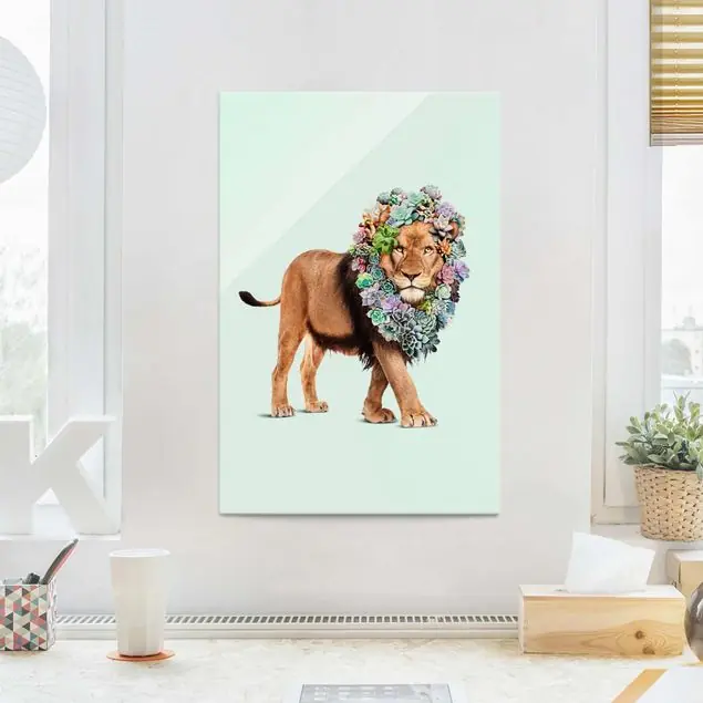 Echt Löwe mit Sukkulenten Glasbild - Hochformat