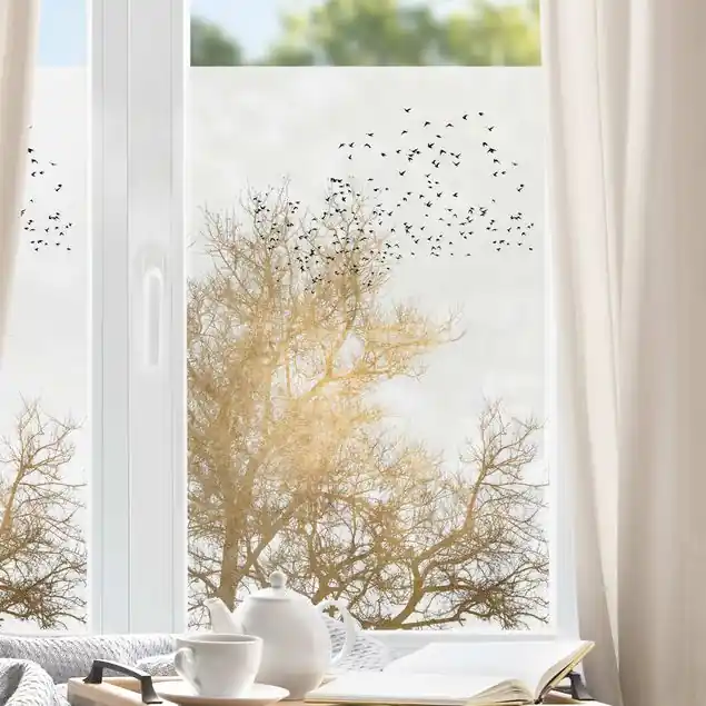 Sonderangebot Vogelschwarm vor goldenem Baum Fensterfolie