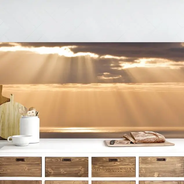 Sonnenstrahlen über dem Meer Küchenrückwand • selbstklebend • Spritzschutz • wasserfest • glänzend • 0,35 mm • hergestellt in Deutschland Top-Seller