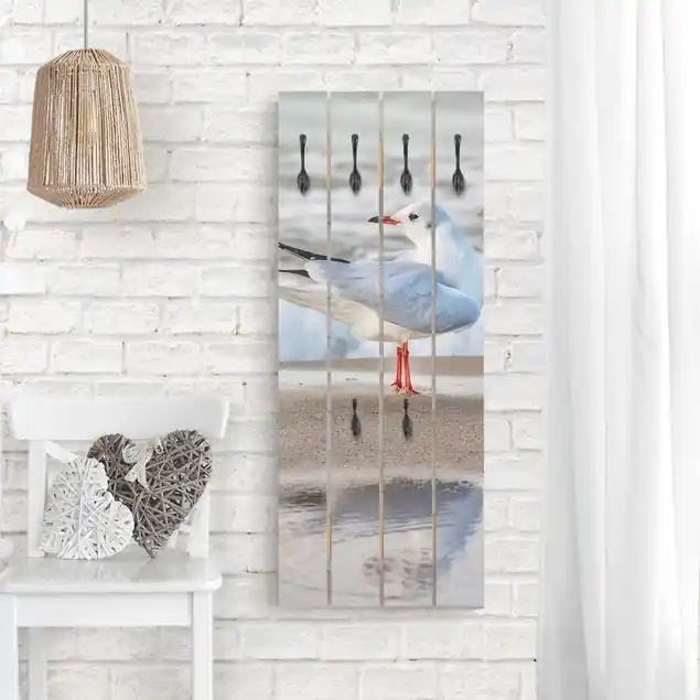 Möwe am Strand vor Meer Wandgarderobe Zertifiziert